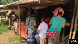 ထိုင်းမြန်မာနယ်စပ် နို့ဖိုးဒုက္ခသည်စခန်း