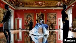 ပြင်သစ်နိုင်ငံ ပါရီမြို့တော်က လုဗ်ပြတိုက်မှာ ပြသထားတဲ့ ပြခန်းတခု (ဇန်နဝါရီ ၂၅၊ ၂၀၂၅)