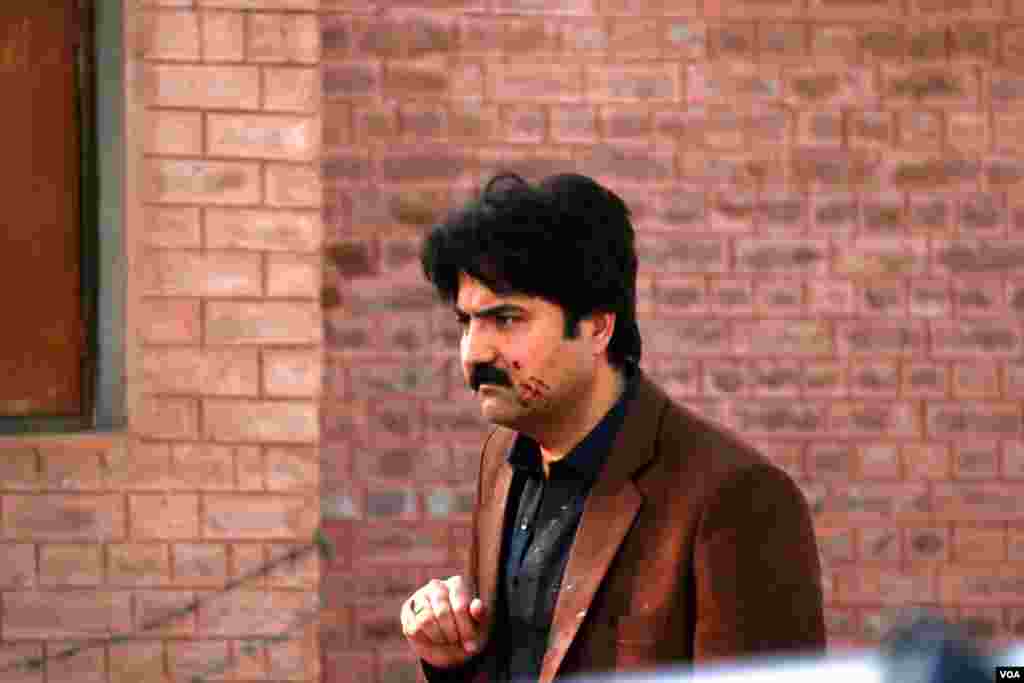 Pokistonning Peshovar shahrida shialar masjidiga jangarilar bostirib kirib, o't ochgan. Kamida 19 kishi halok bo'lgan. 60 odam yarador.