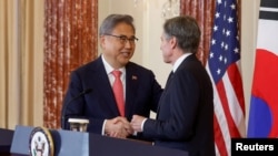 资料照片: 美国国务卿布林肯在华盛顿会见韩国外交部长朴振.