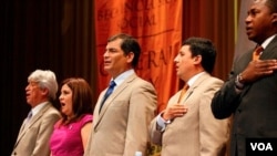 El mandatario también afirmó que es necesario democratizar la comunicación del espectro radioeléctrico.