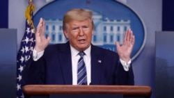 Predsednik Tramp na brifingu za novinare u Beloj kući 5. aprila 2020.