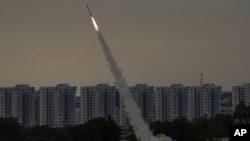 2023年5月11日以色列鐵穹反導系統在以色列阿什凱隆附近攔截一枚從加薩地向以色列發射的飛彈