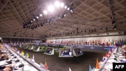 Пленарное заседание Саммита по вопросам мира в Украине на курорте Бургеншток, недалеко от Люцерна, 15 июня 2024 года.