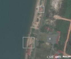 រូបភាព​ពី​ផ្កាយ​រណបកាល​ពី​ថ្ងៃ​ទី​៣ ខែ​តុលា ឆ្នាំ​២០២១ បង្ហាញ​ ពីការសាងសង់​អគារ​ថ្មីៗបន្ថែម​ទៀត និង​ផ្លូវ​មួយ​ខ្សែនៅ​ក្នុង​តំបន់​មូលដ្ឋាន​កង​ទ័ព​ជើង​ទឹករាម​ក្នុង​ខេត្តព្រះសីហនុ ​ប្រទេស​កម្ពុជា។ (រូបថត​ដកស្រង់​ពី​គេហទំព័រ CSIS)