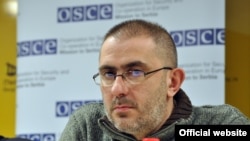 Filip Švarm, urednik nedeljnika Vreme (Foto: Medijacentar Beograd)