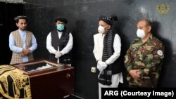 پر مولوي محمد ایاز نیازي برید په پراخه کچه غندل شوی دی.