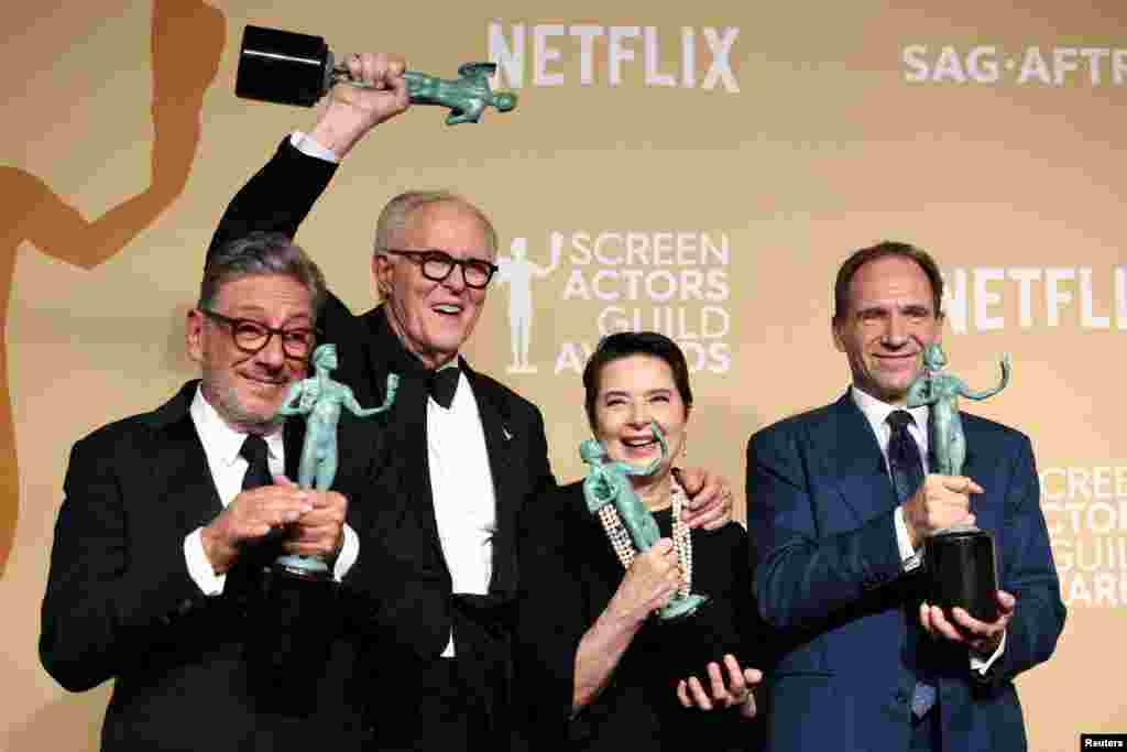 John Lithgow, Ralph Fiennes, Sergio Castellitto and Isabella Rossellini pose with the award for Outstanding Performance by a Cast in a Motion Picture for "Conclave" at the 31st Screen Actors Guild Awards, in Los Angeles, California, Feb. 23, 2025.