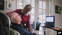 重度癱瘓患者可以使用Stetrode腦機接口技術發送短信、電子郵件、進行網上購物商店和銀行業務。