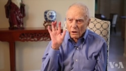 李敦白说:"糊涂蛋，根本不知道。不要说他们，连89年在天安门广场的青年..."