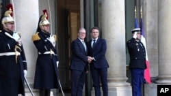 Ֆրանսիայի նախագահ Էմանյուել Մակրոնը և Մեծ Բրիտանիայի վարչապետ Քիր Սթարմերը։ Փարիզ, փետրվարի 17, 2025թ․։