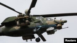 რუსეთის სამხედრო ვერტმფრენი უკრაინის ქ. მარიუპოლის თავზე. 1 აპრილი, 2022 წ.