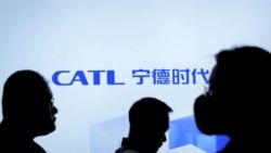 中國電池製造商寧德時代2023年4月18日在上海車展的標誌。 (路透社)