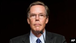 ARCHIVO: El embajador de Estados Unidos en China, Nicholas Burns, en una foto de 2021.