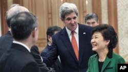 US Secretary of State Travels to Middle East, London and Asia