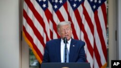 Predsednik SAD Donald Tramp govori u Beloj kući, 15. maj 2020. (Foto: AP/Alex Brandon)