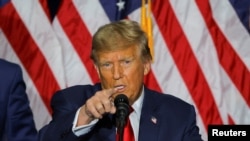 Donald Trump akihutubia wafuasi wake mjini Des Moines Iowa, Jumatatu usiku.Reuters Januari 15, 2024