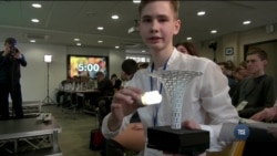 “Даймонд Челендж” допомогає українській молоді розвинути свої підприємницькі здібності. Відео