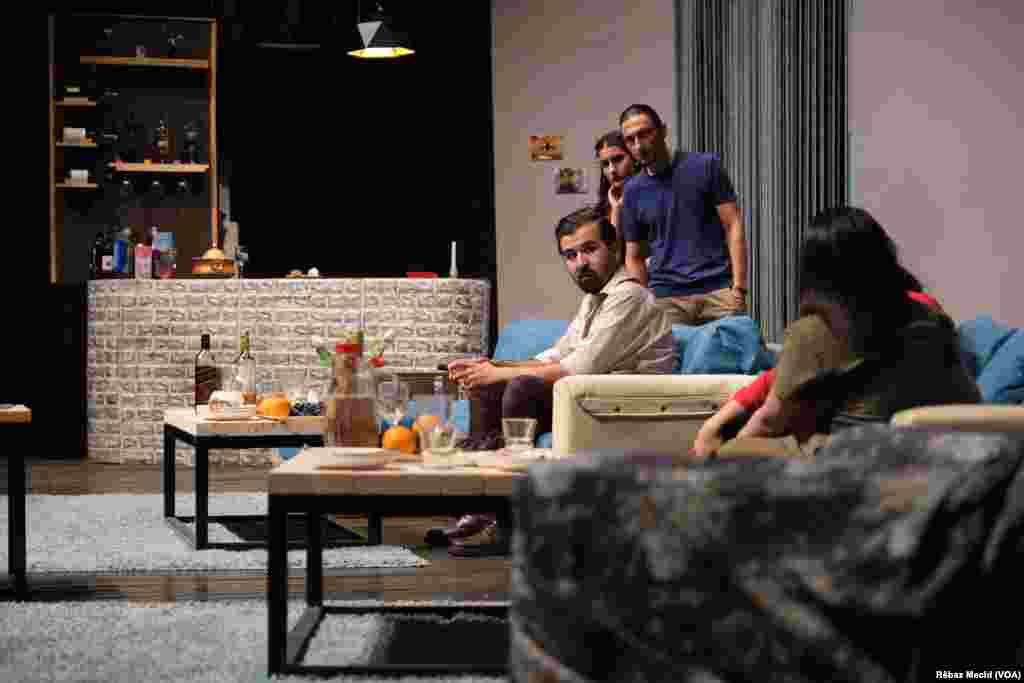 Şanogerîya, Tiştekê Min Ti Neye Veşêrim