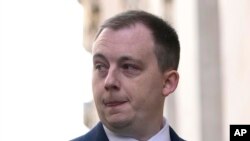 克里斯多福·卡什抵達倫敦的中央刑事法院。 (2024年5月10日)