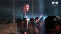 У Нью-Йорку Сергій Жадан та американські митці читали його вірші про війну і любов під супровід джазу. Відео