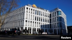 资料照：在德国杜塞尔多夫的华为总部大楼