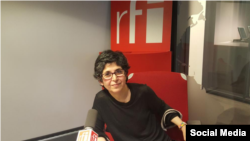 فریبا عادلخواه، شهروند دوتابعیتی ایرانی-فرانسوی