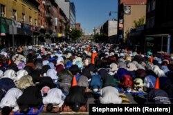 Nyu-Yorkning Bruklin tumanida hayit namozi, 13-may, 2021