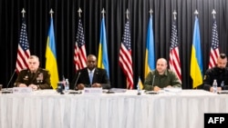 Остин рече дека руските напади надвор од бојното поле ја загрозуваат глобалната безбедност на храната