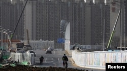 北京一處居民樓建築工地附近的街景。 （2021年1月13日）