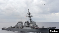 Le destroyer Wilber patrouille dans la mer des Philippines, le 15 août 2013. (REUTERS/U.S. Navy)