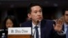 Kepala eksekutif TikTok, Shou Zi Chew, memberikan kesaksian di Washington, DC (foto: dok). 
