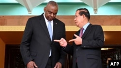 美國國防部長奧斯汀在金邊同柬埔寨參議院主席洪森舉行會晤。（2024年6月4日）