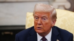 El presidente de Estados Unidos, Donald Trump, planea imponer nuevos aranceles el martes a las exportaciones canadienses y mexicanas