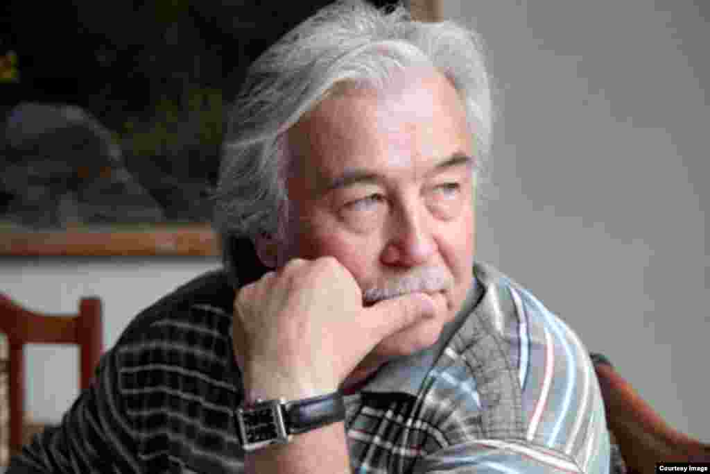 Javlon Umarbekov, atoqli o'zbek rassomi (arxivdan)