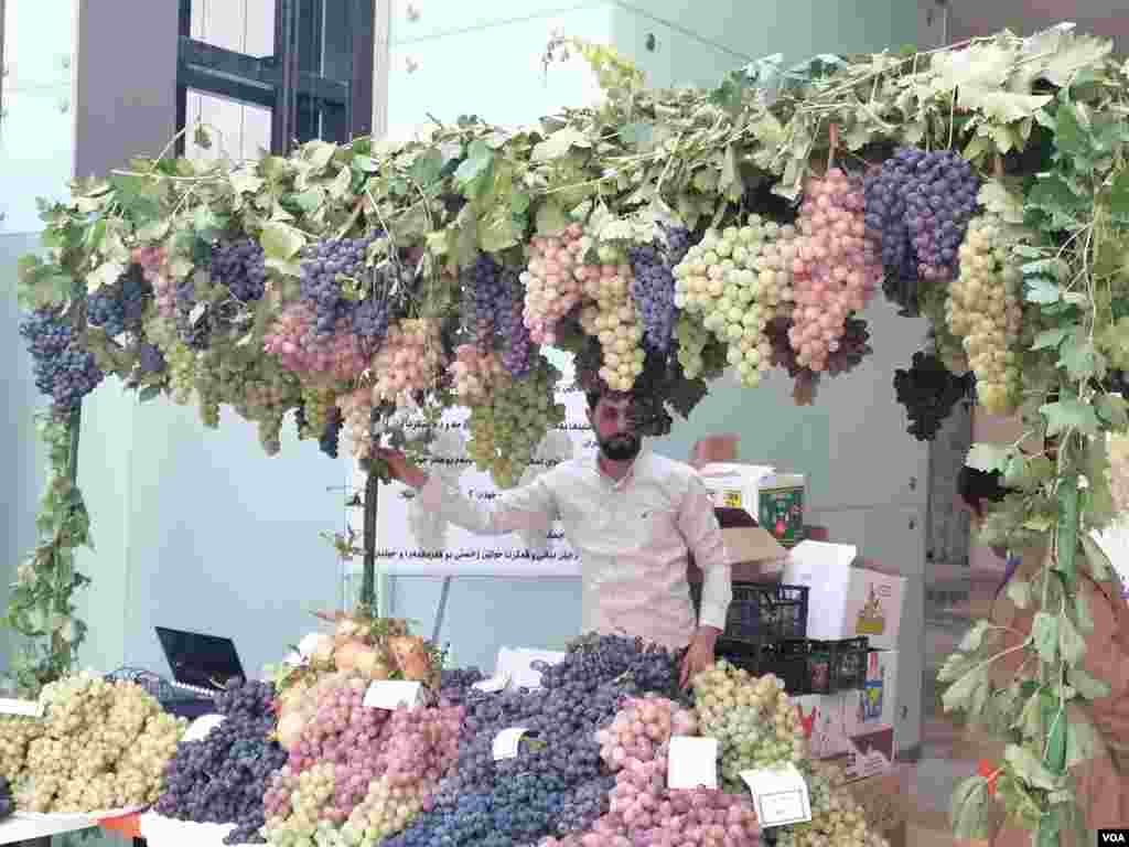 Festîvala Tirî û Hingivê li Duhokê