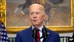 El presidente Joe Biden pronuncia un discurso sobre las protestas estudiantiles por la guerra en Gaza, desde la Sala Roosevelt de la Casa Blanca, el jueves 2 de mayo de 2024, en Washington.