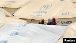 Musul yaqinidagi qochqinlar lageri