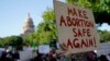 Protest protiv ukidanja presude Ro protiv Vejda u Teksasu, avgust 2022. (AP Photo/Eric Gay)