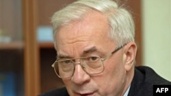 Микола Азаров