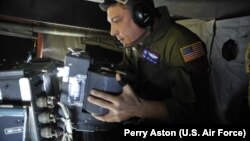 Izviđačka letelica OC-135B u bazi Endrjuz u SAD (Foto: U.S. Air Force/Perry Aston)