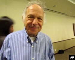 南加大东亚研究所主任骆思典