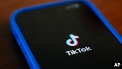 Надлежниот министер вели дека засега нема информации за хоспитализирани деца поради труење со парацетамол