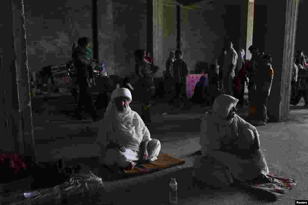 Displaced Iraqis take refuge at Dohuk province, Aug. 7, 2014.