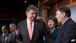 Senator Džo Menčin