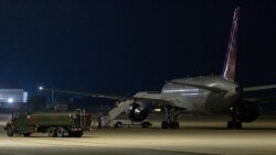 တရုတ်နိုင်ငံက ဖမ်းဆီးခံအမေရိကန် နိုင်ငံသား ၃ ယောက် ပြန်လည်လွတ်မြောက်
