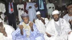 Sanata Aliyu magatakarda Wamakko a wajen ta'aziyyar marigayi Abbey