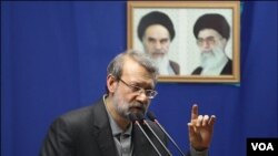 علی لاریجانی، رئیس پیشین مجلس شورای اسلامی و مشاور کنونی علی خامنه‌ای، رهبر ایران. (آرشیو)