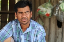 Soeung Sokhom, a representative of the affected families in Cambodia’s Kampong Speu province, talked to VOA Khmer on March 4, 2020. (Sun Narin/VOA Khmer)