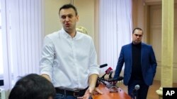 Russian opposition leader Alexei Navalny speaks in the court in Kirov, Feb. 8, 2017. 